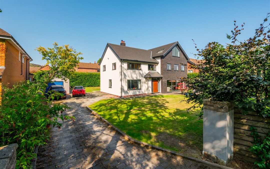 Primrose Cottage, Holhouse Lane, Greenmount, Bury