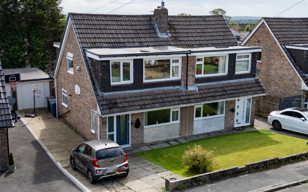 Holcombe Lee, Ramsbottom, Bury