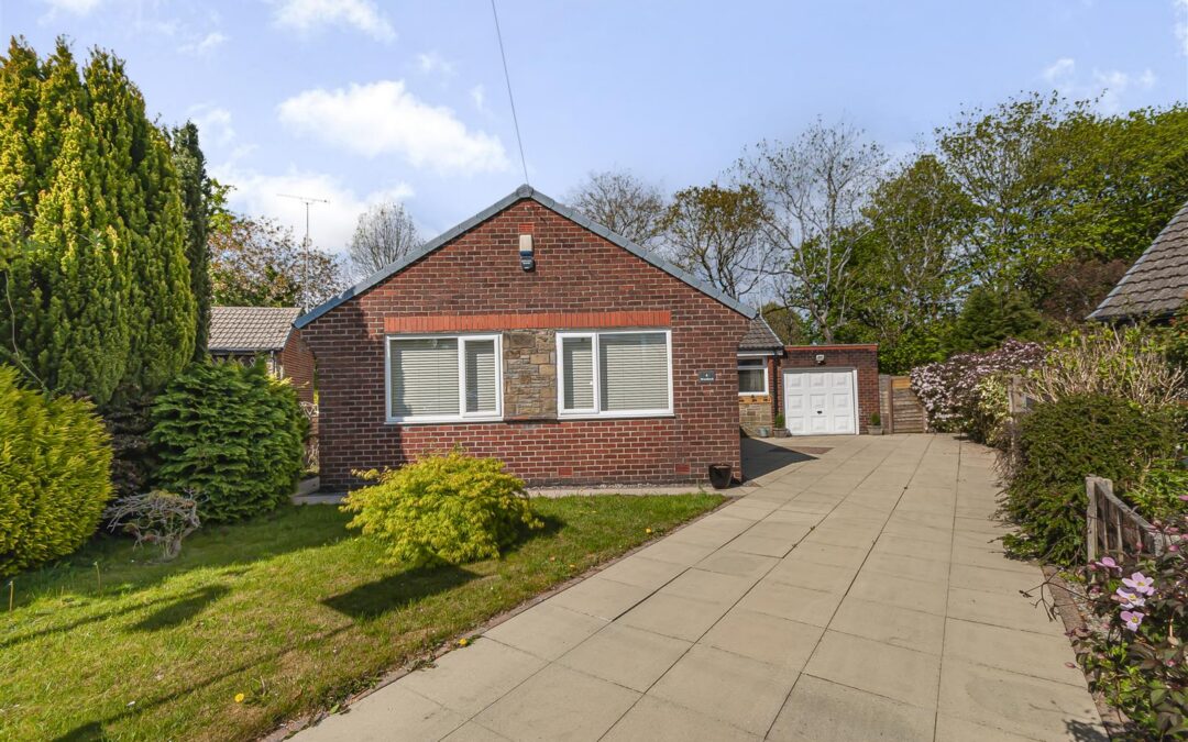 Havenbrook Grove, Ramsbottom, Bury | 3 Bedrooms With Ample Parking, Set in A Quiet Cul De Sac Location